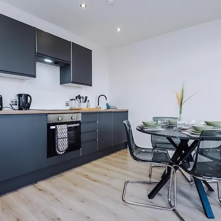 Apartment Modern 2 Bedroom Bradford - Sleeps 5 Bradford (West Yorkshire)