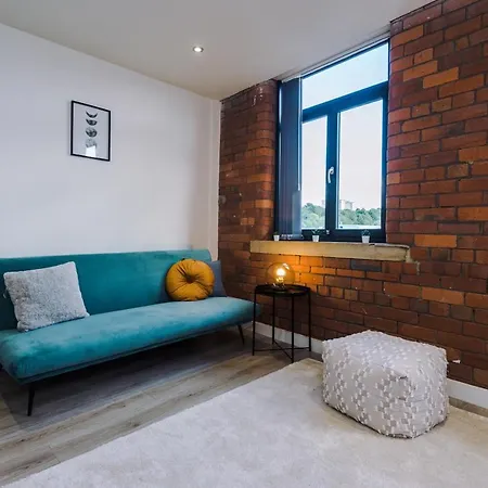 Modern 2 Bedroom Bradford - Sleeps 5 Bradford (West Yorkshire)